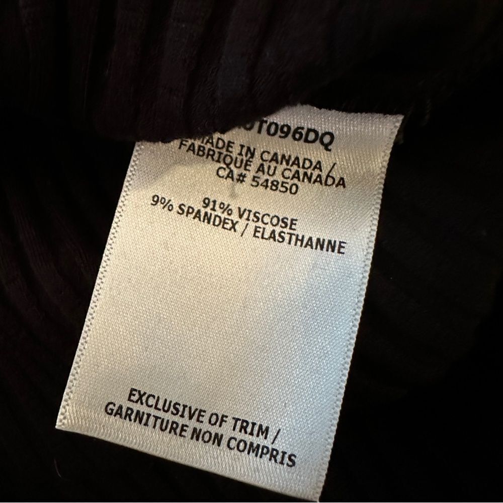 Cale Ribbed High Neck Sleeveless top - Picture 5 of 8